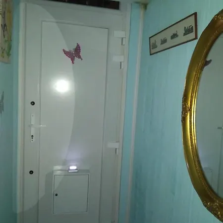 Casa de hóspedes In Guest - Lockable Center Antuérpia